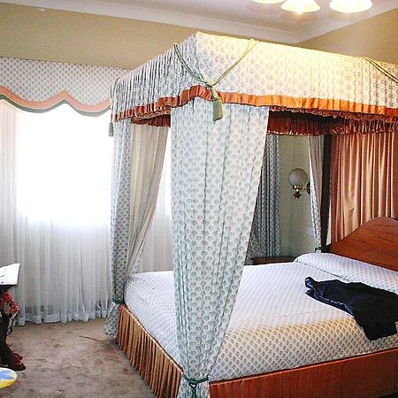Grand Imperial Hotel 坎帕拉 外观 照片