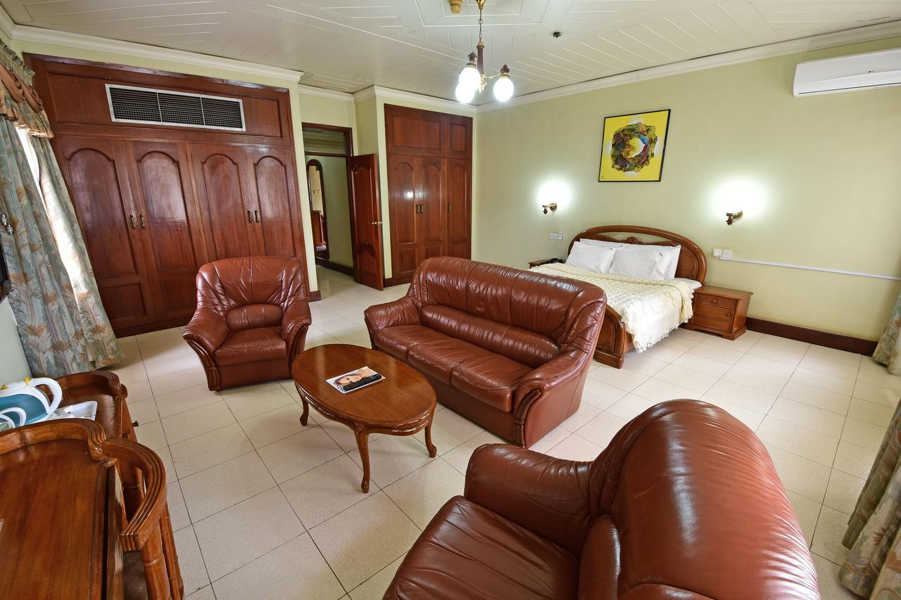 Grand Imperial Hotel 坎帕拉 外观 照片
