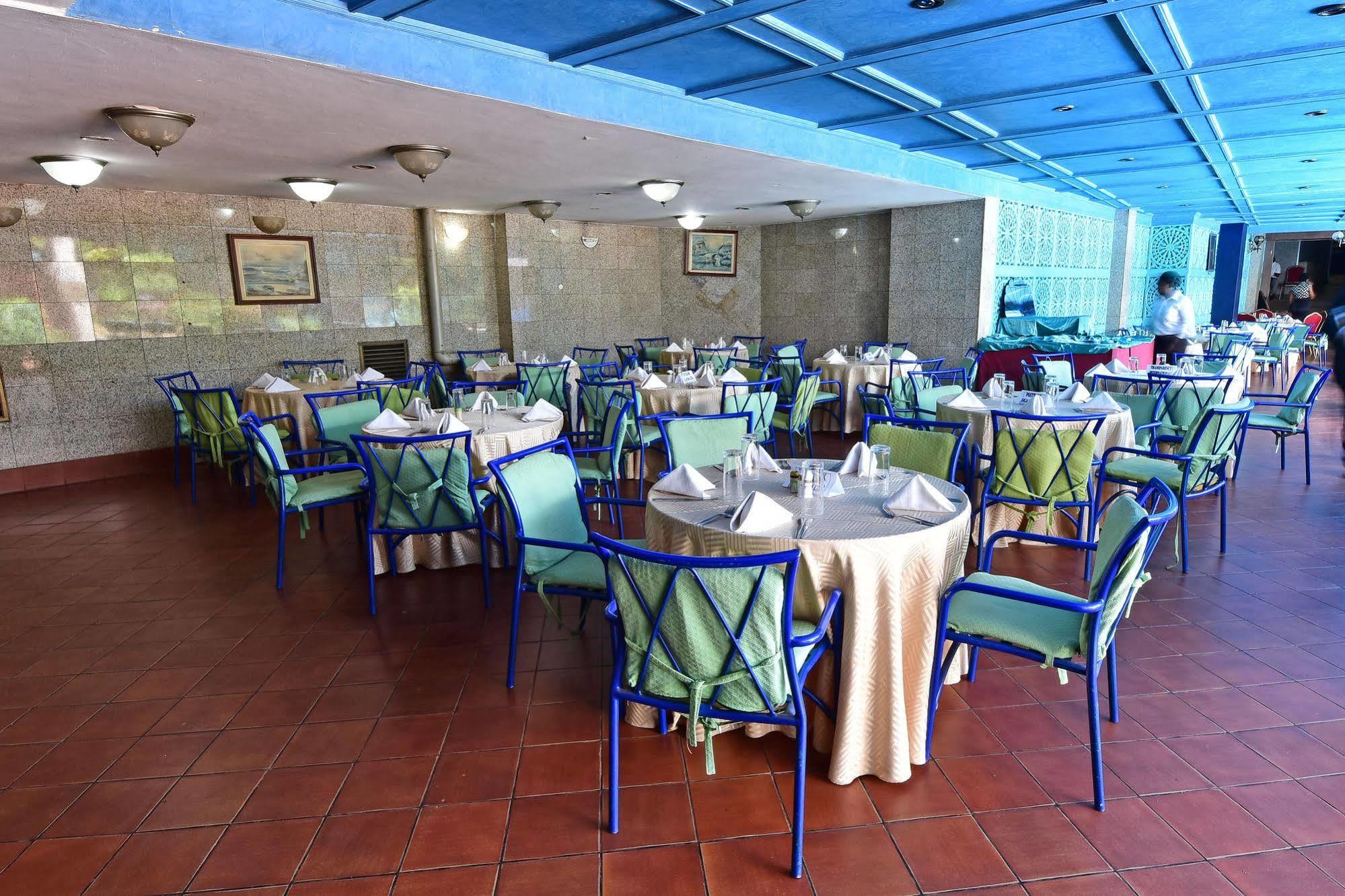 Grand Imperial Hotel 坎帕拉 外观 照片
